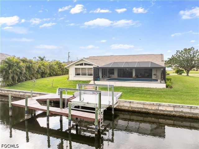 2511 SW 35th LN, Cape Coral, FL 33914