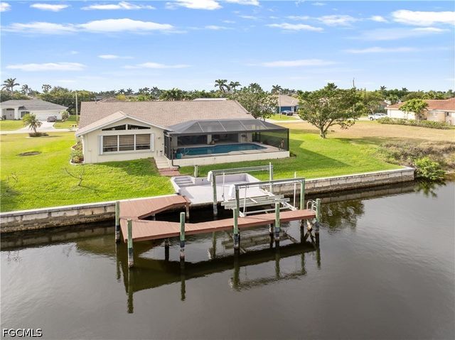 2511 SW 35th LN, Cape Coral, FL 33914