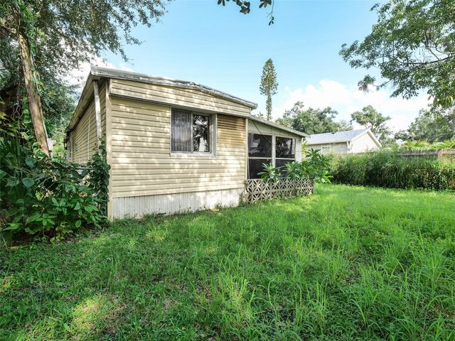 4863 VICTORIA AVENUE, Sarasota, FL 34233