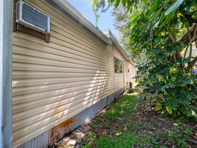 4863 VICTORIA AVENUE, Sarasota, FL 34233