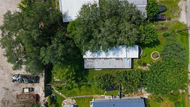 4863 VICTORIA AVENUE, Sarasota, FL 34233