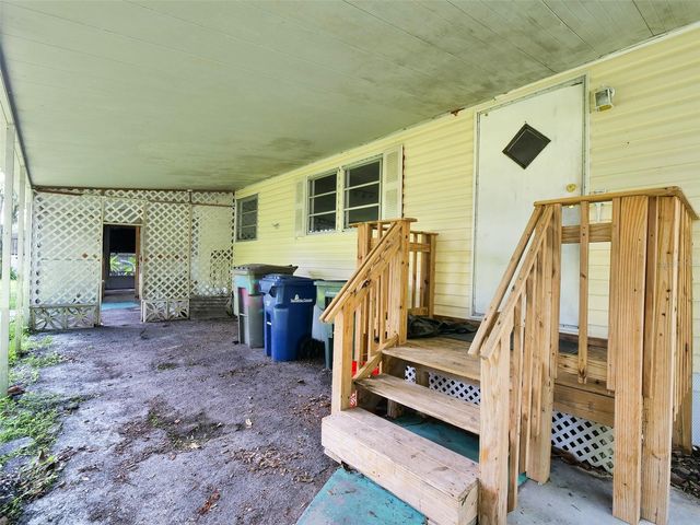 4863 VICTORIA AVENUE, Sarasota, FL 34233
