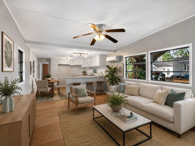 4863 VICTORIA AVENUE, Sarasota, FL 34233