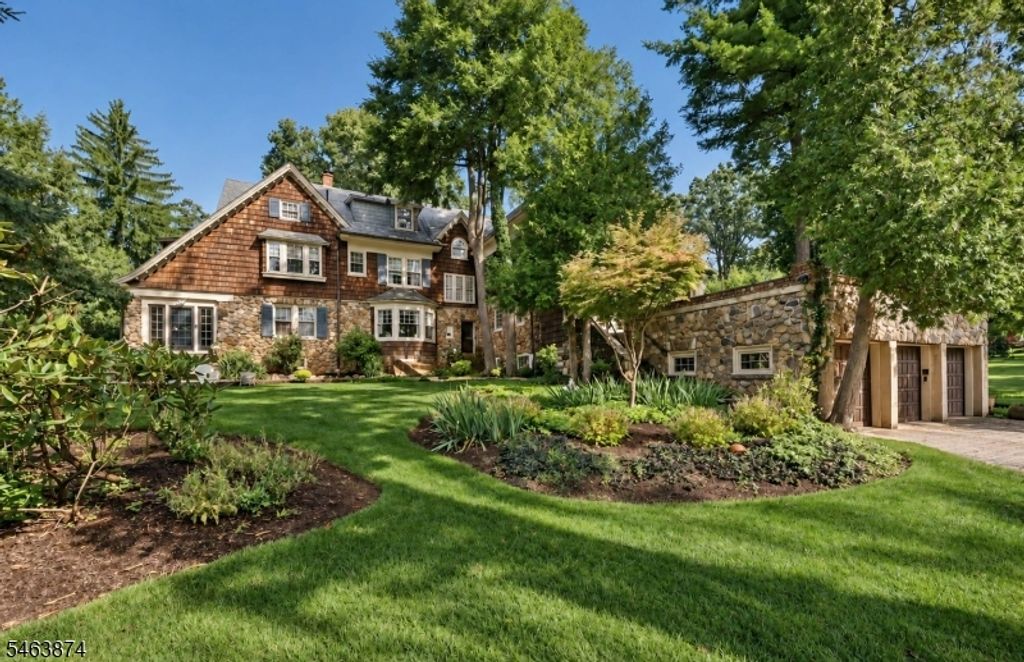 105 Rensselaer Rd, Essex Fells Twp., NJ 07021 — photo 2