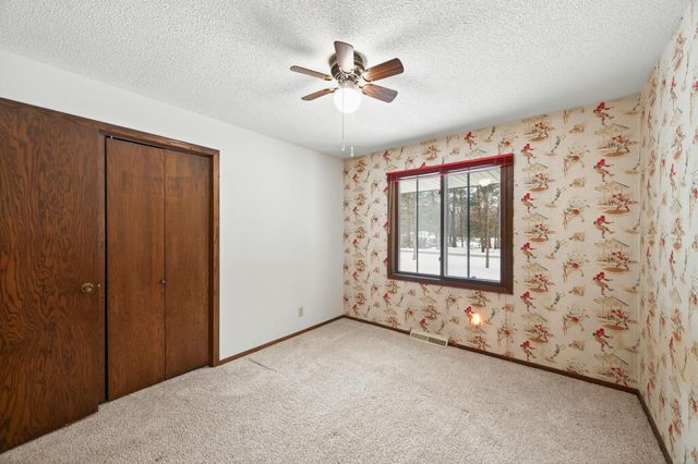 22525 Linnet Street NW, Bethel, MN 55005