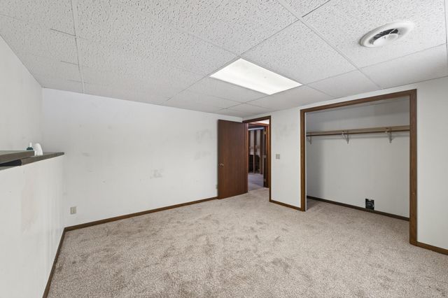 22525 Linnet Street NW, Bethel, MN 55005