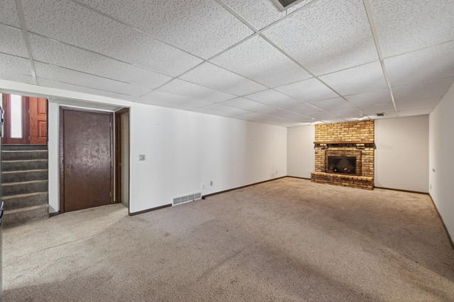 22525 Linnet Street NW, Bethel, MN 55005