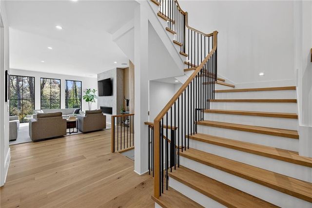 4795 Merlendale Court, Atlanta, GA 30327