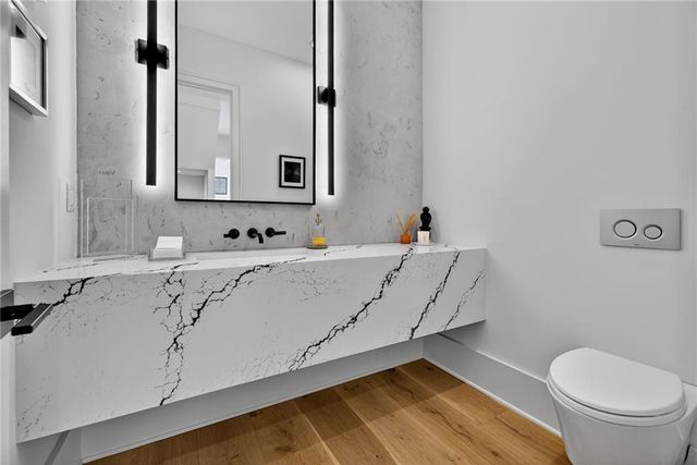 4795 Merlendale Court, Atlanta, GA 30327