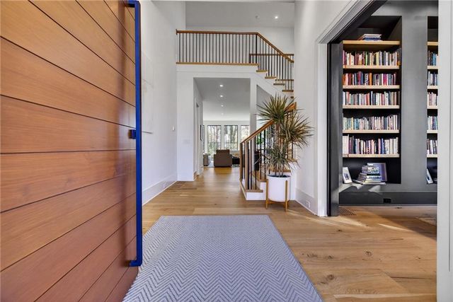 4795 Merlendale Court, Atlanta, GA 30327