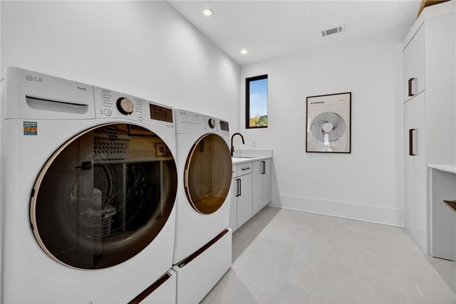 4795 Merlendale Court, Atlanta, GA 30327