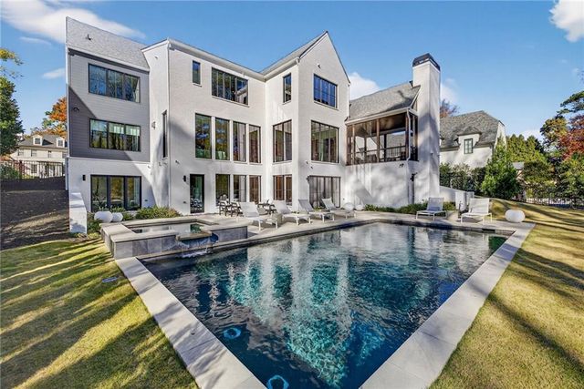 4795 Merlendale Court, Atlanta, GA 30327