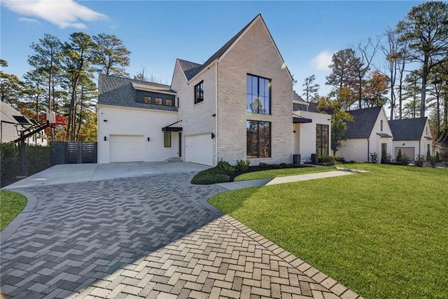 4795 Merlendale Court, Atlanta, GA 30327