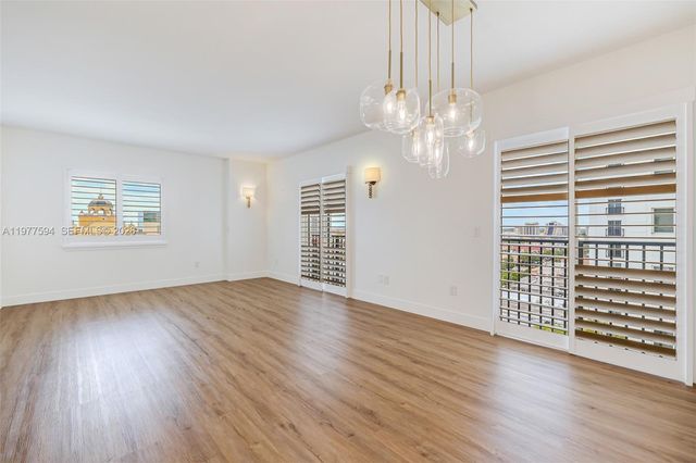 10 Aragon Ave 1117, Coral Gables, FL 33134