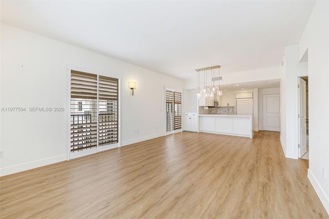 10 Aragon Ave 1117, Coral Gables, FL 33134