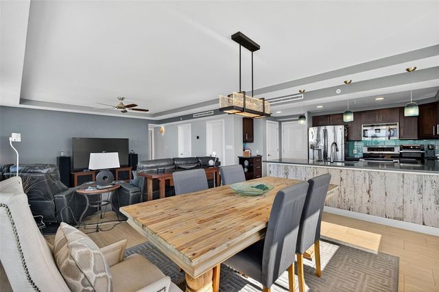 223 ISLAND WAY 6D, Clearwater Beach, FL 33767