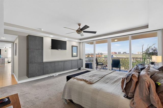 223 ISLAND WAY 6D, Clearwater Beach, FL 33767