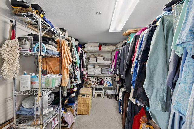 223 ISLAND WAY 6D, Clearwater Beach, FL 33767