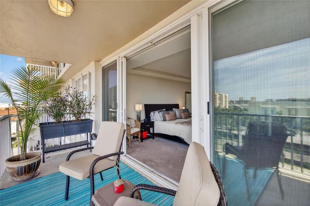 223 ISLAND WAY 6D, Clearwater Beach, FL 33767