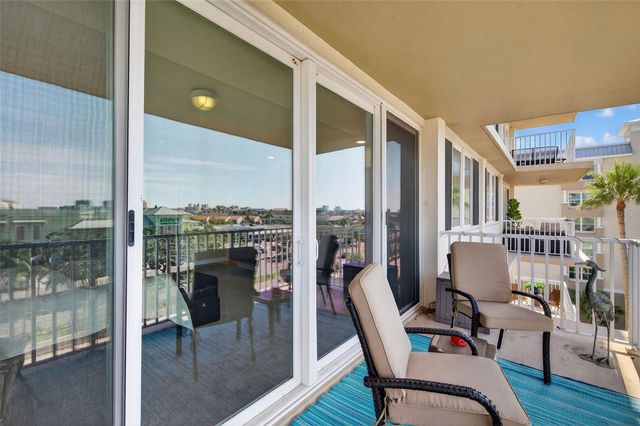 223 ISLAND WAY 6D, Clearwater Beach, FL 33767