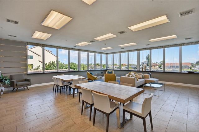 223 ISLAND WAY 6D, Clearwater Beach, FL 33767