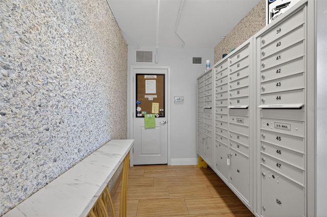 223 ISLAND WAY 6D, Clearwater Beach, FL 33767