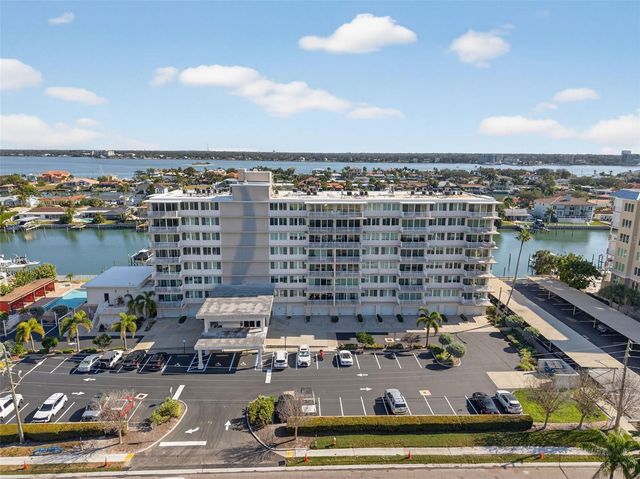 223 ISLAND WAY 6D, Clearwater Beach, FL 33767