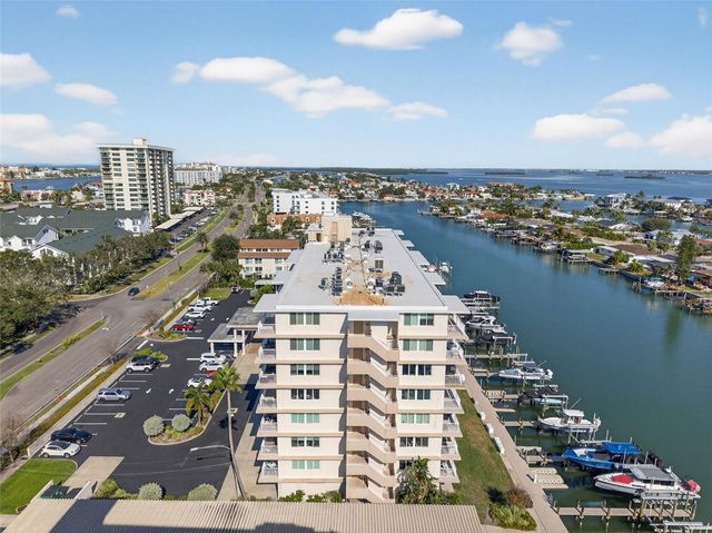 223 ISLAND WAY 6D, Clearwater Beach, FL 33767