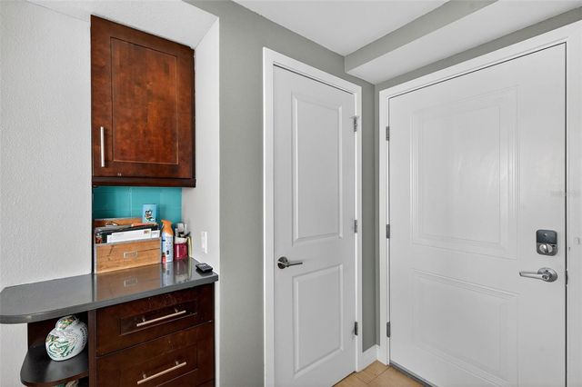 223 ISLAND WAY 6D, Clearwater Beach, FL 33767