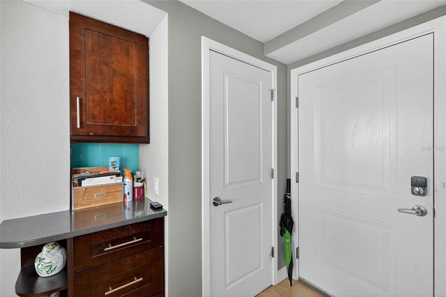 223 ISLAND WAY 6D, Clearwater Beach, FL 33767