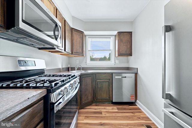 28 DUQUESNE CT, New Castle, DE 19720