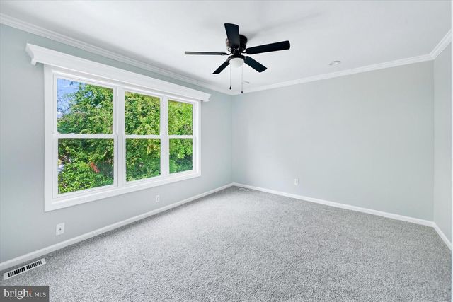 28 DUQUESNE CT, New Castle, DE 19720
