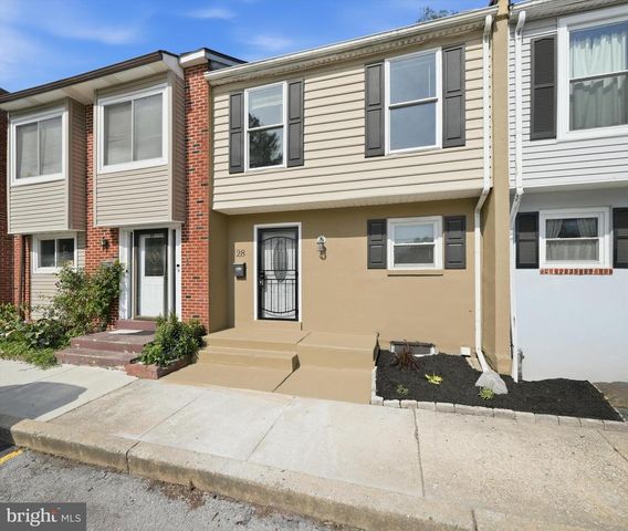 28 DUQUESNE CT, New Castle, DE 19720