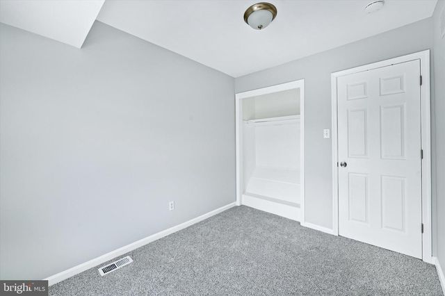 28 DUQUESNE CT, New Castle, DE 19720