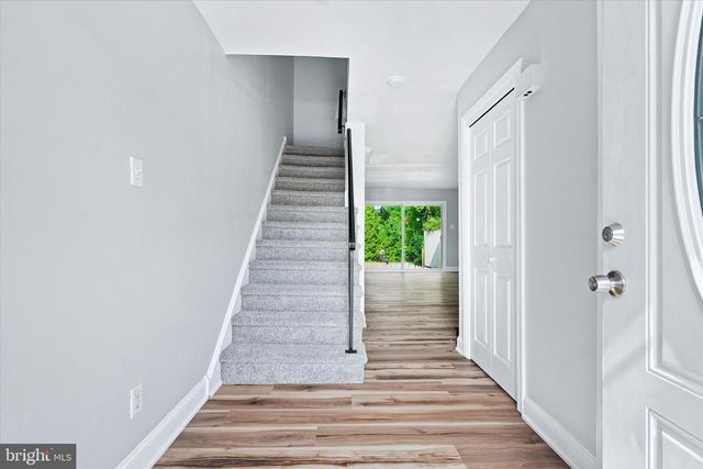 28 DUQUESNE CT, New Castle, DE 19720