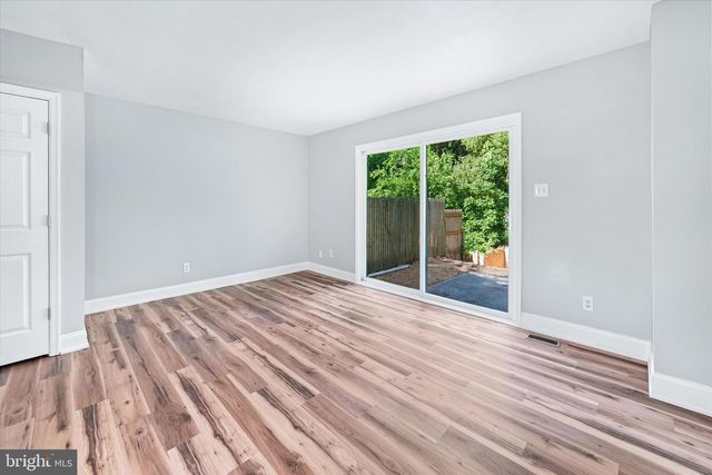 28 DUQUESNE CT, New Castle, DE 19720