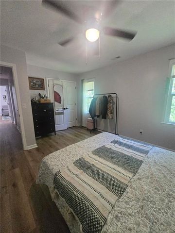 2660 Timberloch. Ct Court, Snellville, GA 30039