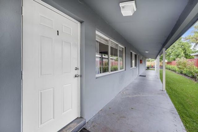 1208 NE 5TH Avenue 1, Fort Lauderdale, FL 33304