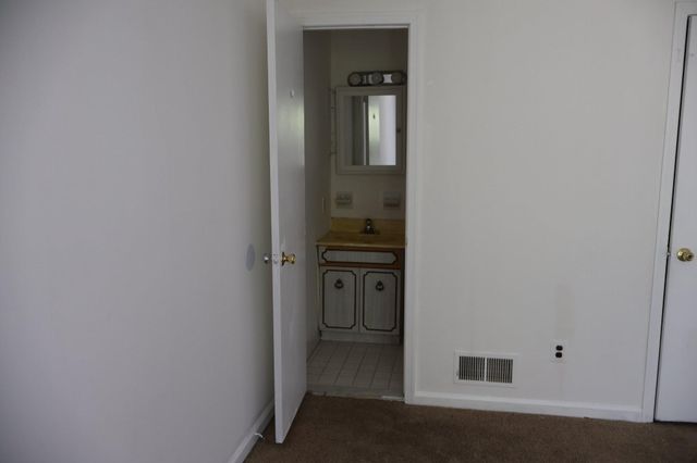 601 COUNTRY LN, Morton, PA 19070