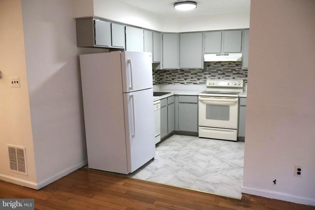 601 COUNTRY LN, Morton, PA 19070