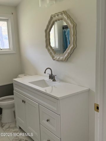429 Brookeside, Oakhurst, NJ 07755