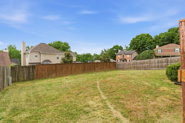 799 Jaywood Dr, Old Hickory, TN 37138