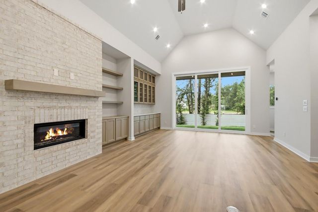11502 Hooting Owl Drive, Montgomery, TX 77316