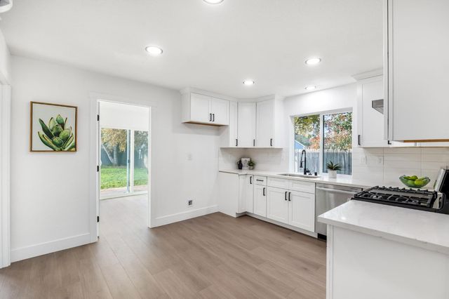 4012 47th St, Sacramento, CA 95820