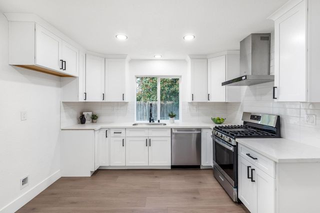 4012 47th St, Sacramento, CA 95820