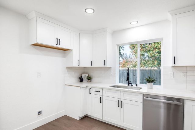 4012 47th St, Sacramento, CA 95820