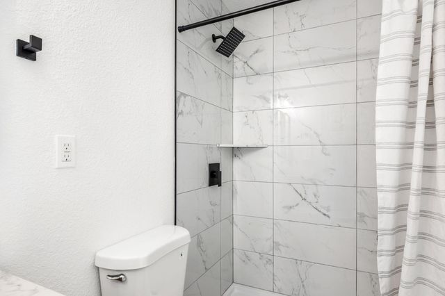 4012 47th St, Sacramento, CA 95820