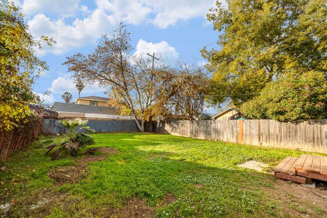 4012 47th St, Sacramento, CA 95820