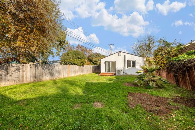 4012 47th St, Sacramento, CA 95820