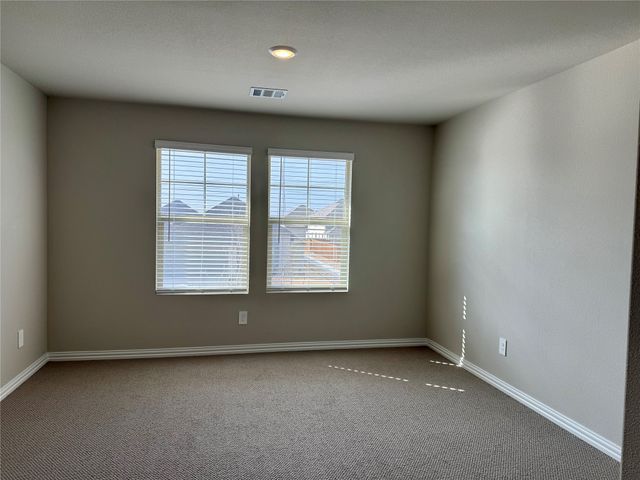 685 Briar Drive, Lavon, TX 75166